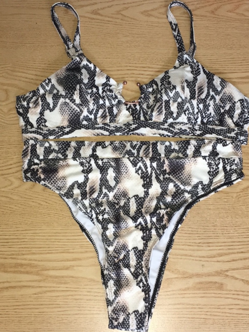 New 2pc Shein Swimsuit Bikini Snake Print Large